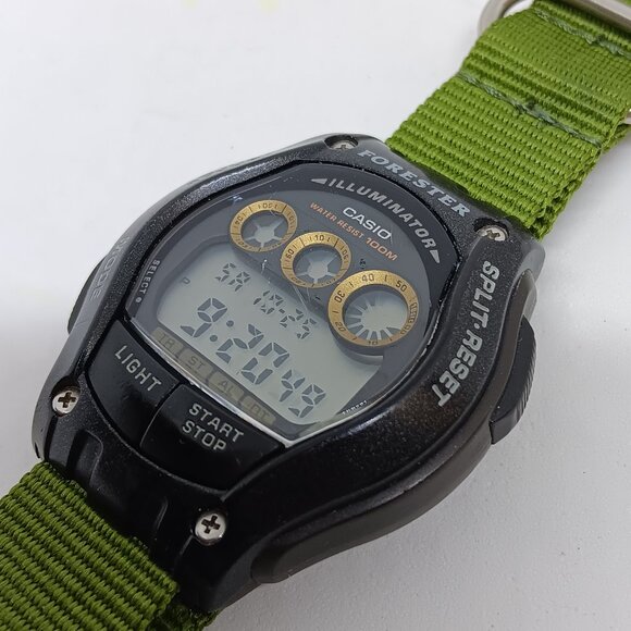 Casio Forester FT-110H Men’s 40x46mm Digital Day/Date/Alarm/Backlight watch - Picture 10 of 11